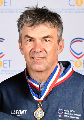 Portrait de Hervé RIOU